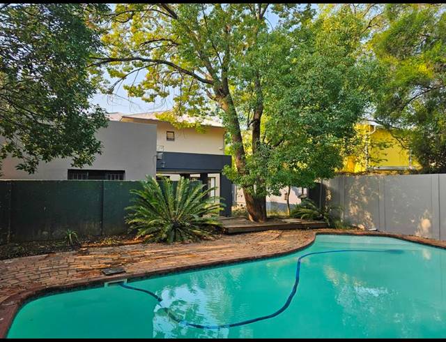 4 BEDROOM HOUSE FOR SALE IN BROOKLYN